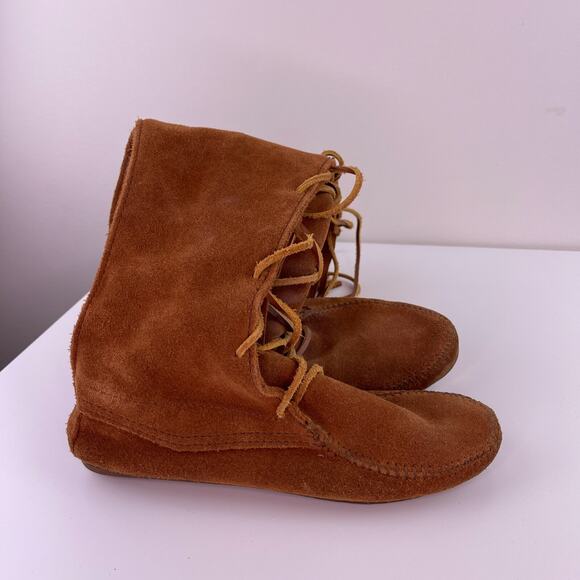 MINNETONKA Brown Genuine Suede Knee High Lace Up Moccasins Boots 7 CLASSIC - Picture 2 of 6